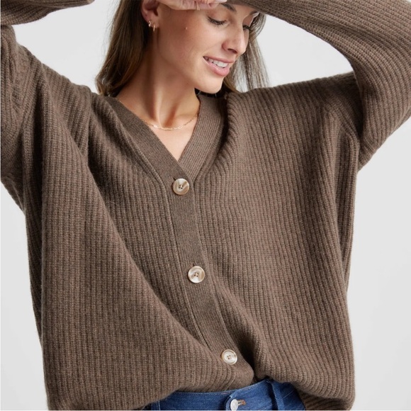 Quince Mongolian Boyfriend Cashmere Cardigan - Picture 1 of 8